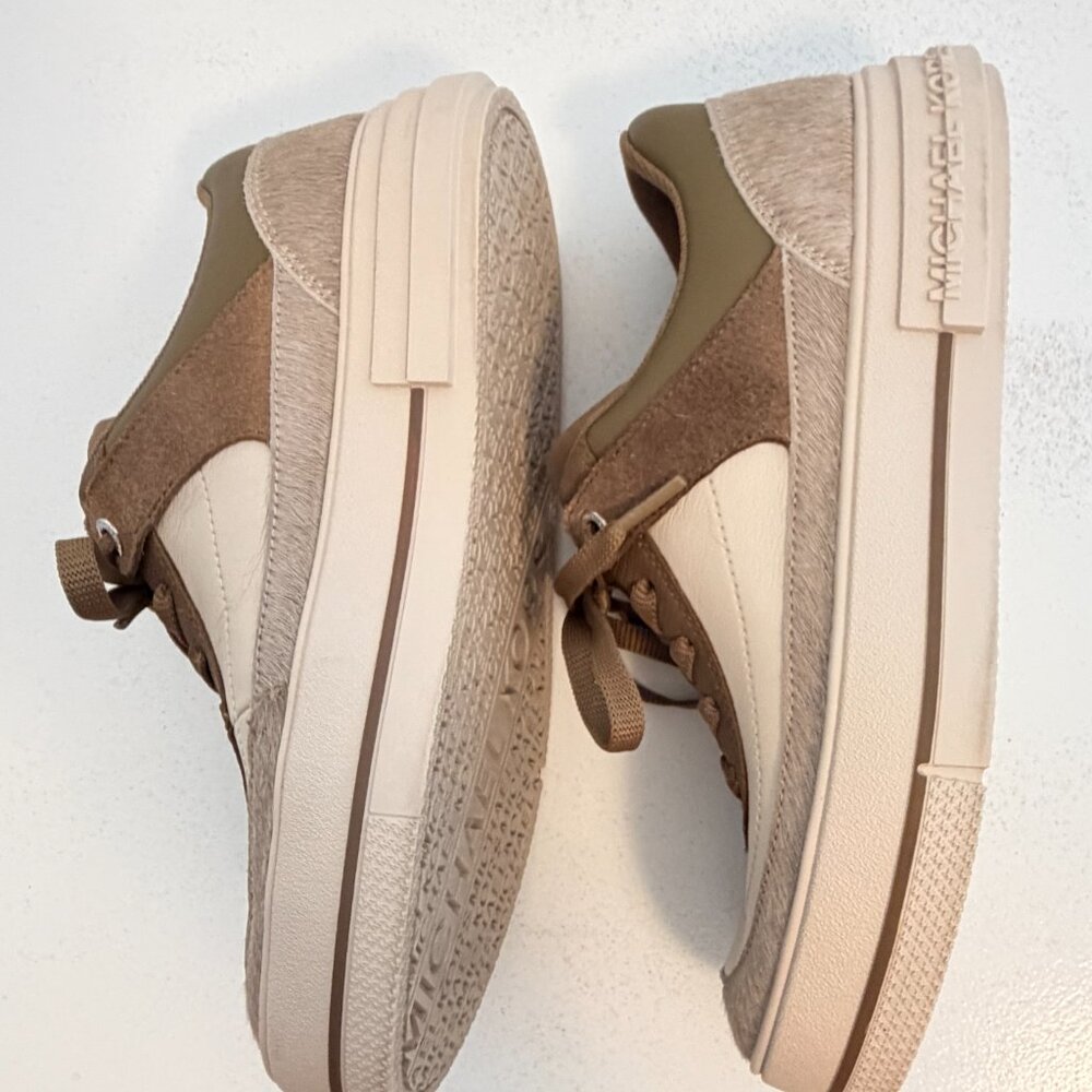 Michael Kors Women's Aurora Lace-Up Sneakers in Driftwood - Size 9-Like New - Picture 6 of 11